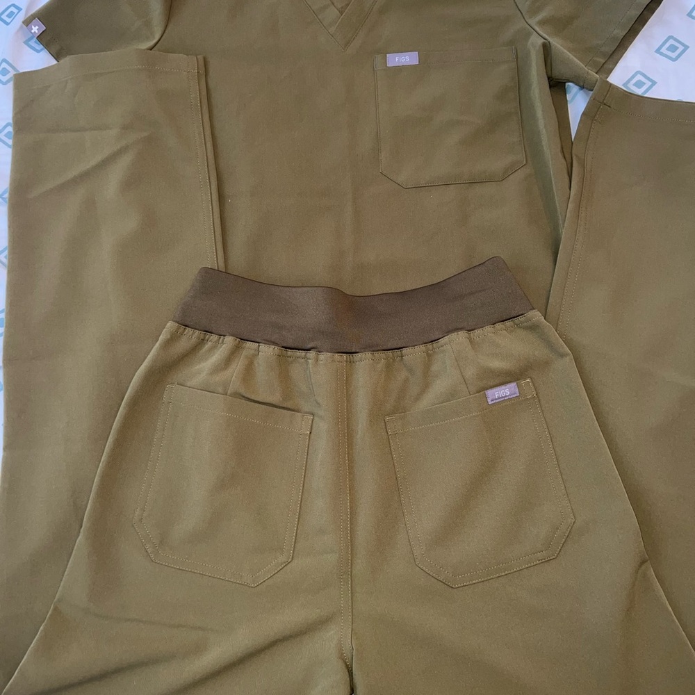 XS olive green Fig Scrub set Technical collection. Tried on, but never worn.